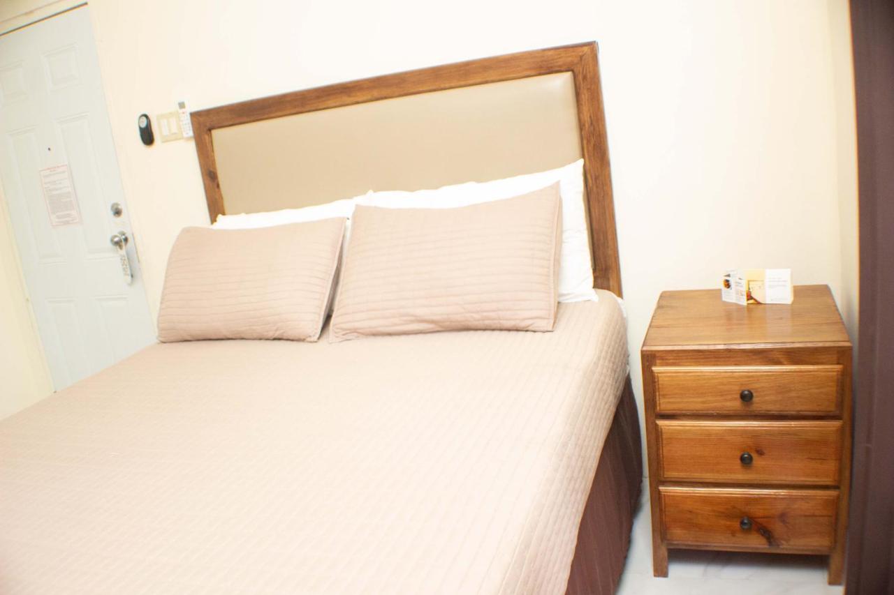 The Vista Inn Falmouth Ngoại thất bức ảnh