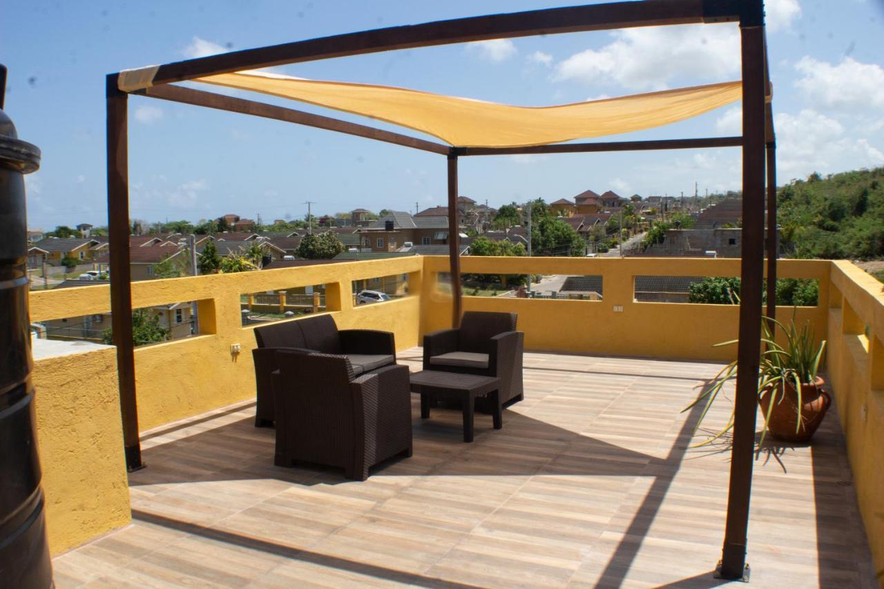 The Vista Inn Falmouth Ngoại thất bức ảnh
