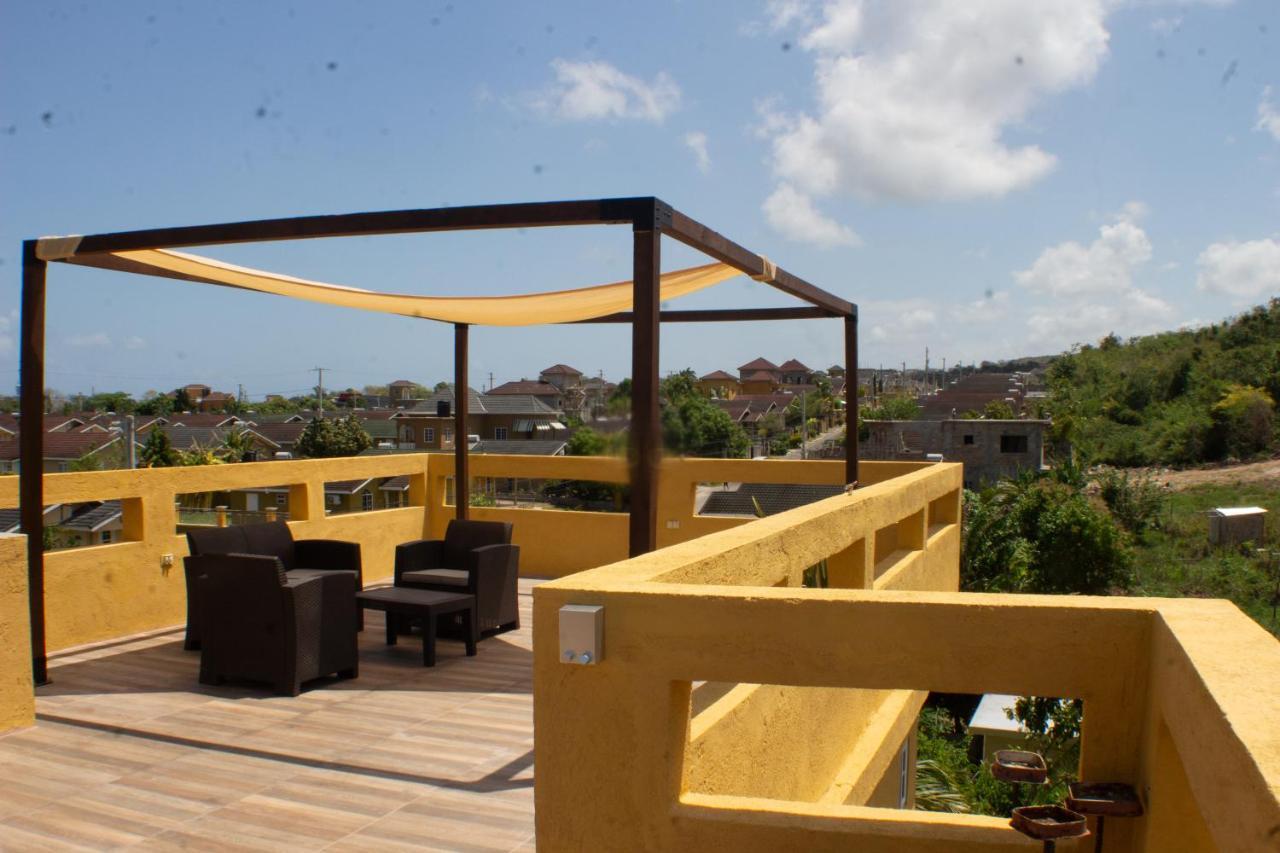 The Vista Inn Falmouth Ngoại thất bức ảnh